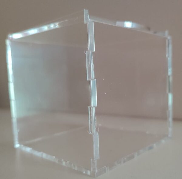 Perspex Plexiglas transparent box with flip lid - Image 2